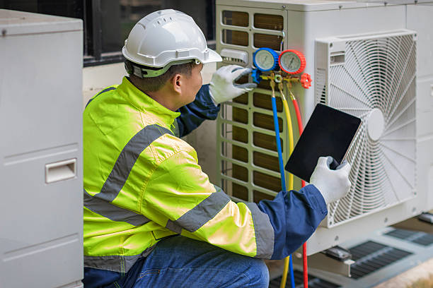 Professional Ductwork Repair technician working in Kent, OH